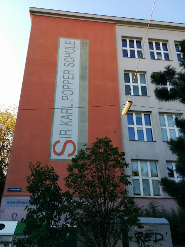 Benedikt-Schellinger-Gasse 1-3 Polytechnische Schule