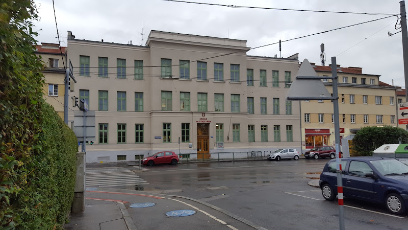 Laaer-Berg-Straße 170 Volksschule