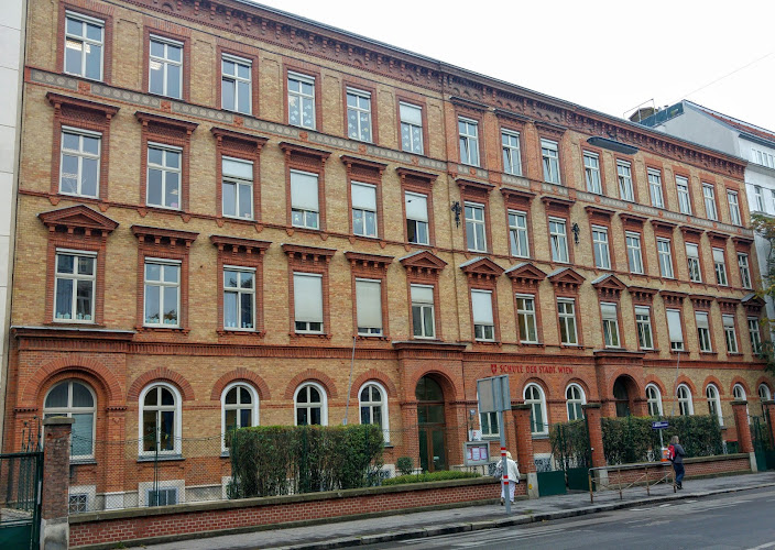 Vorgartenstraße 191 Volksschule