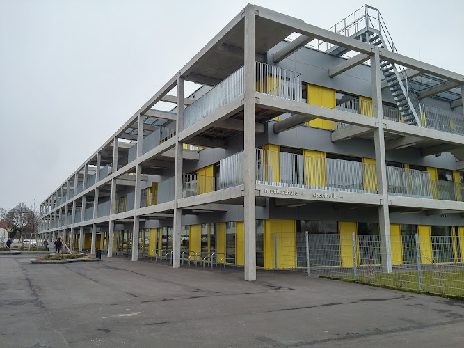 Attemsgasse 22 Volksschule