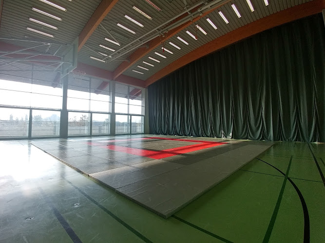 Leonhard Bernstein-Straße 2 (Donau-City) Volksschule