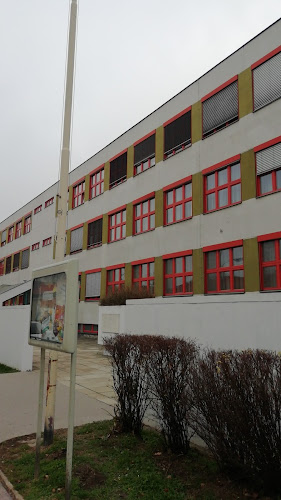 Prießnitzgasse 1/I Volksschule