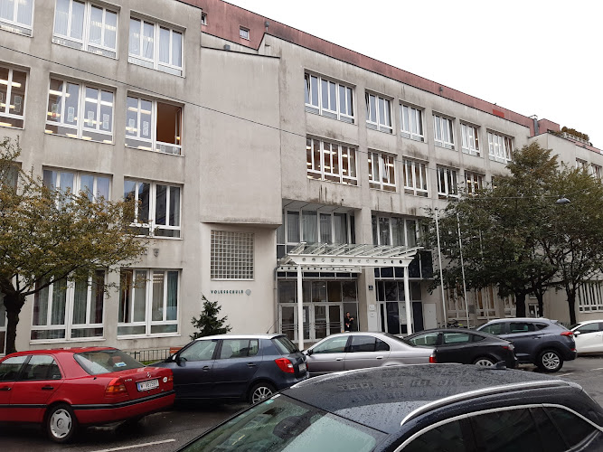 Robert-Blum-Gasse 2 Volksschule