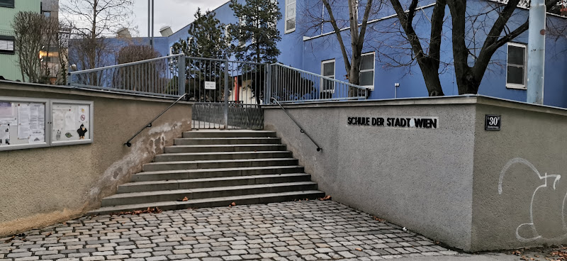 Diesterweggasse 30 Volksschule