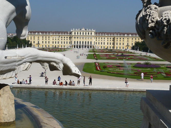 Sebastianplatz 3 Volksschule