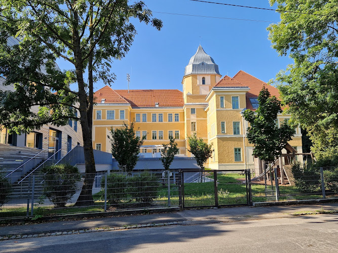 Korbgasse 1 Volksschule