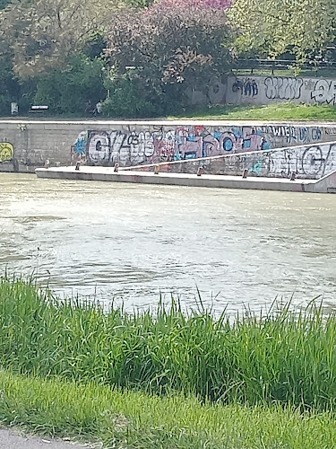 Hörnesgasse 12 Mittelschule