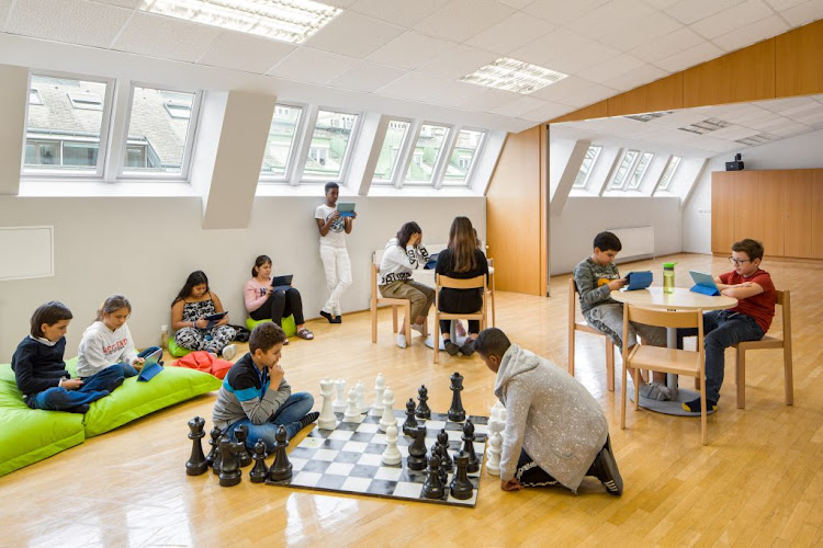 Glasergasse 8 Mittelschule