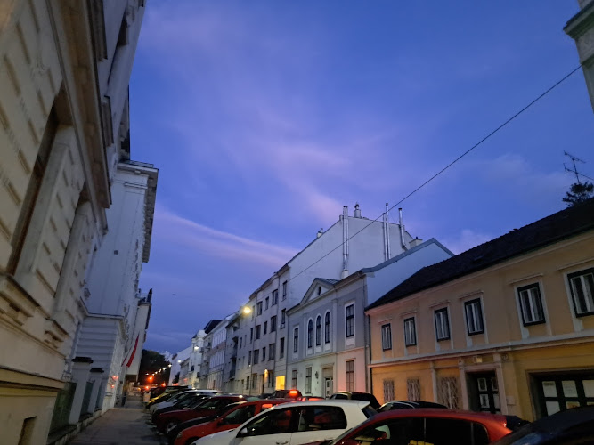 Pyrkergasse 14-16 Mittelschule