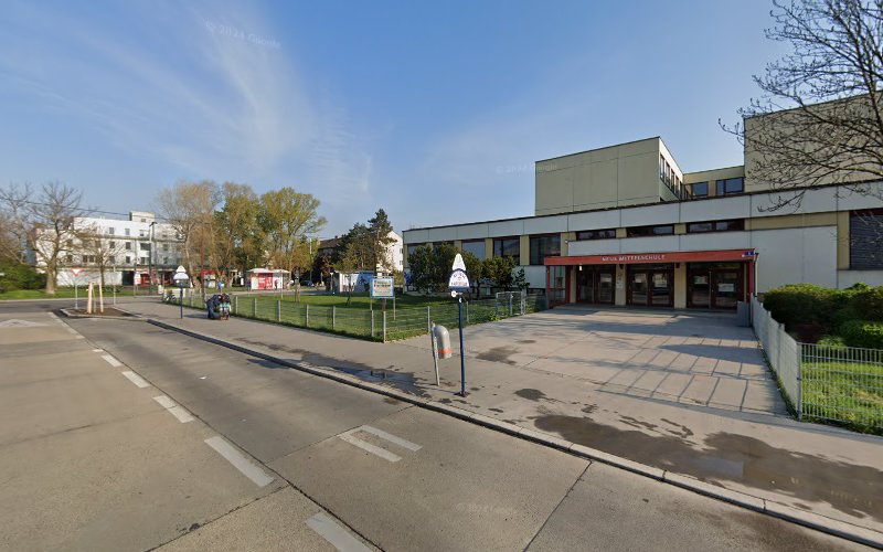 Jochbergengasse 1 Mittelschule