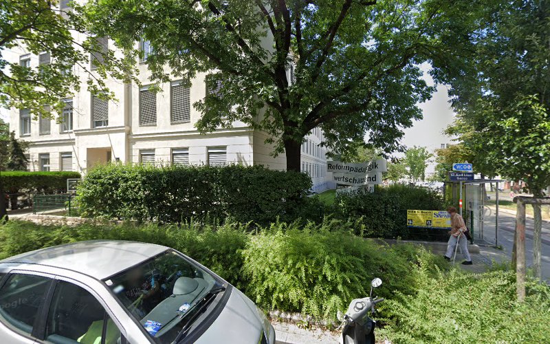 Karl-Löwe-Gasse 20 Volksschule