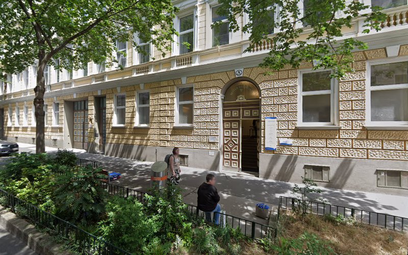 Kenyongasse 4-12 Mittelschule