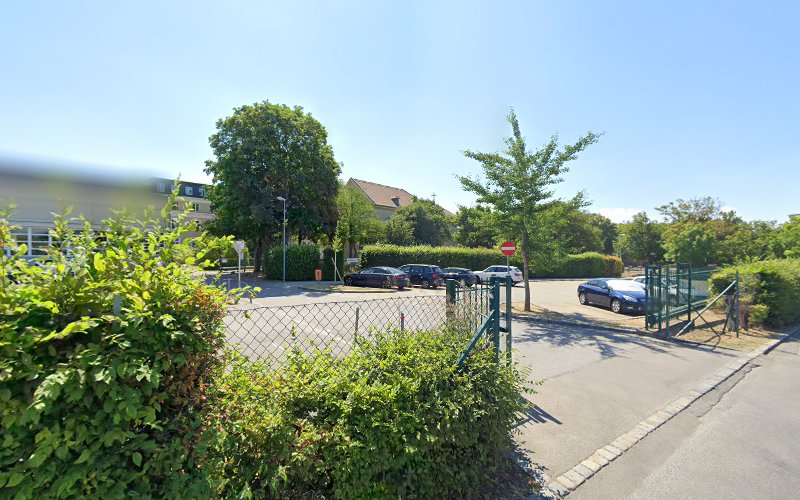 Ludwig-von-Höhnel-Gasse 17-19 Mittelschule