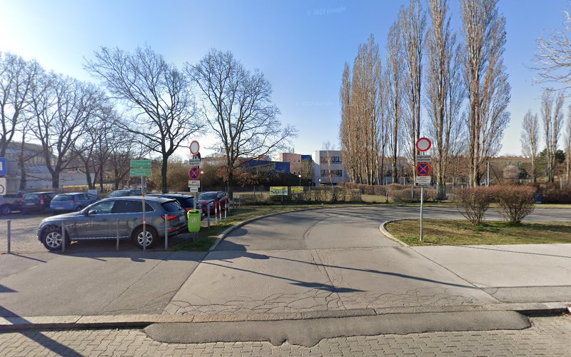 Marco-Polo-Platz 9 Volksschule