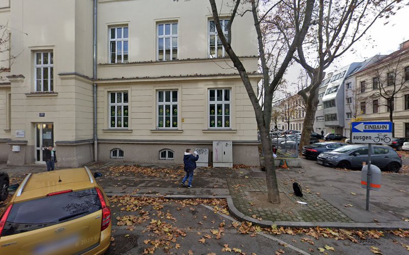 Mengergasse 33 Volksschule