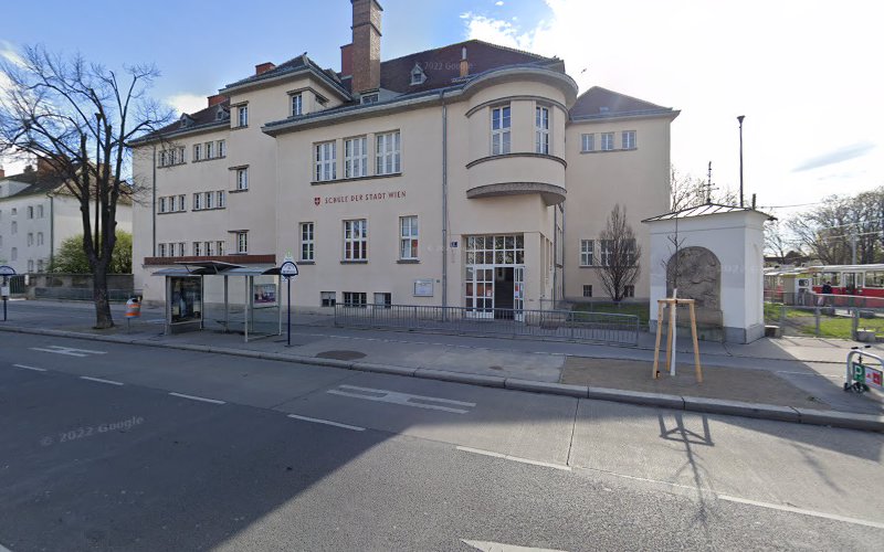Oberdorfstraße 2 Volksschule