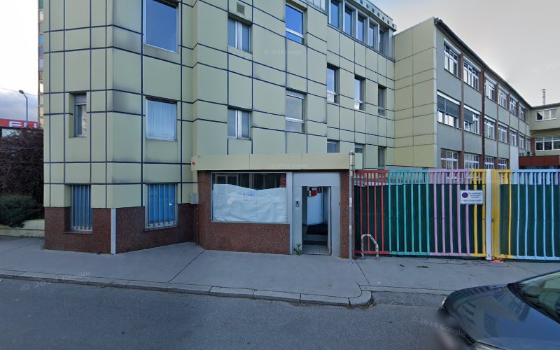 Pragerstraße 124 Volksschule