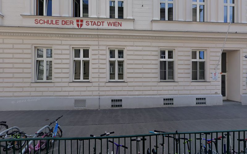 Reisnerstraße 43 Volksschule