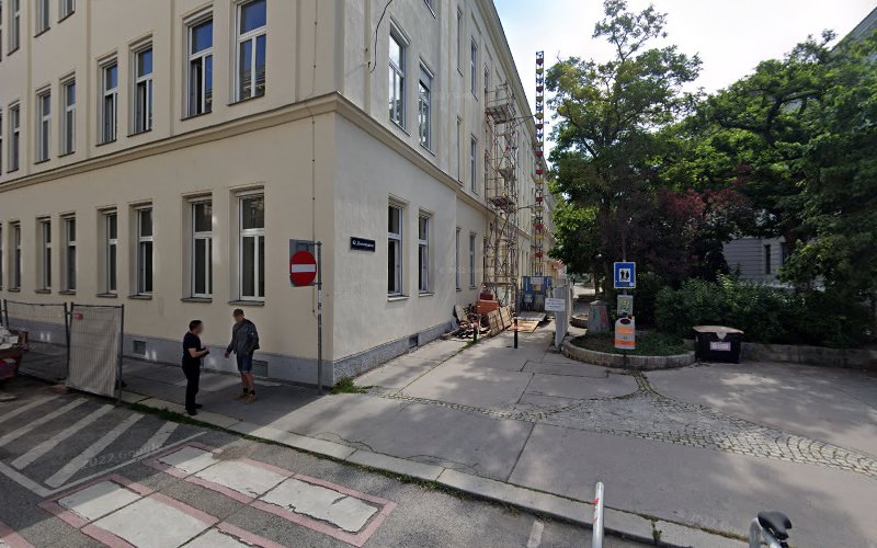 Rosasgasse 8 Volksschule