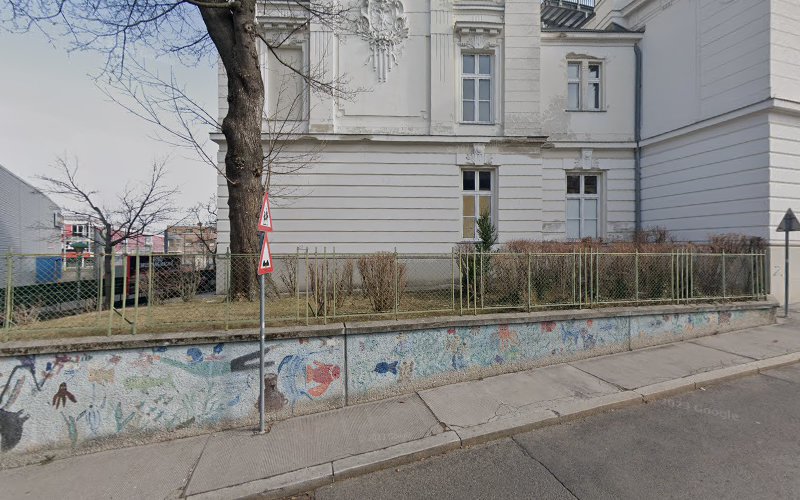 Roterdstraße 1 Mittelschule