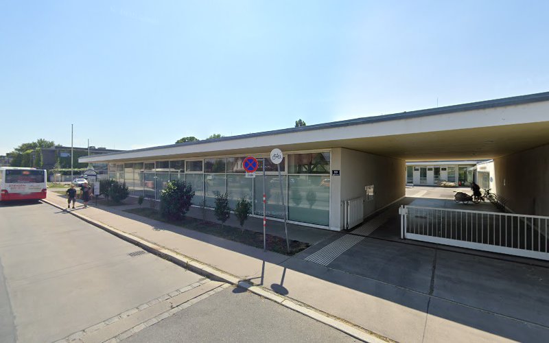 Schukowitzgasse 89 Volksschule