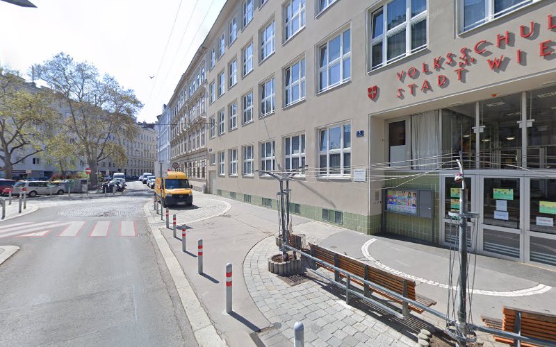 Czerninplatz 3 Volksschule