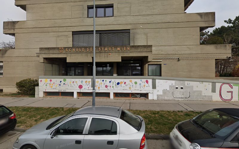 Dopschstraße 25 Volksschule