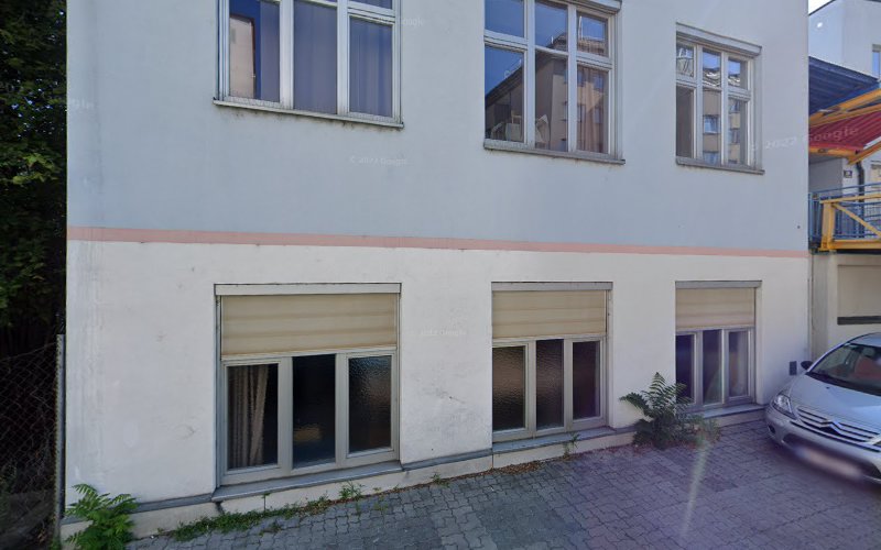 Fuchsröhrenstraße 25 Volksschule