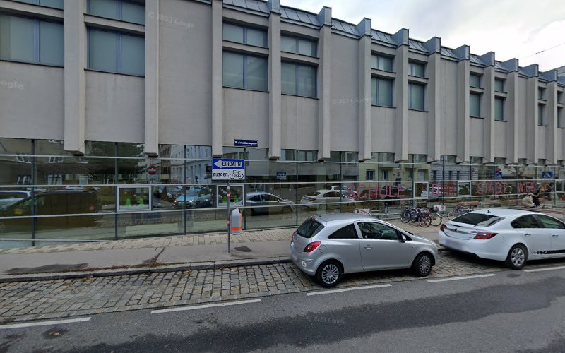 Grundsteingasse 48 Mittelschule