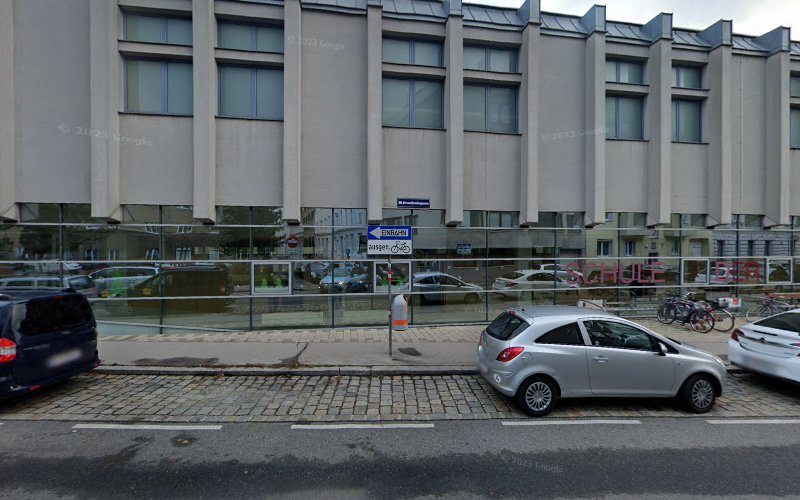 Grundsteingasse 56 Volksschule