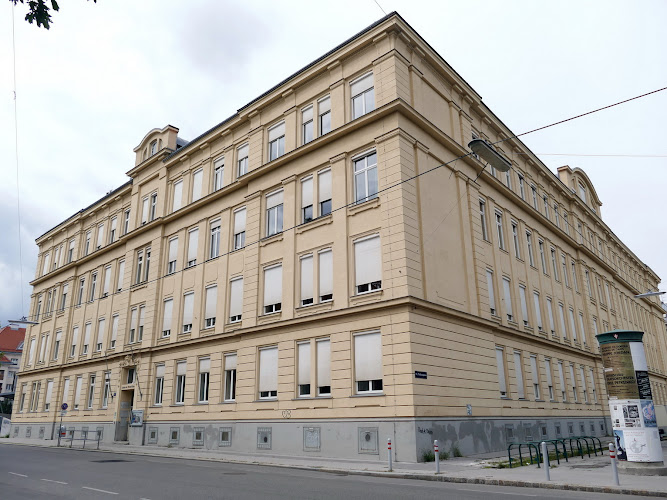 Spallartgasse 18 Mittelschule