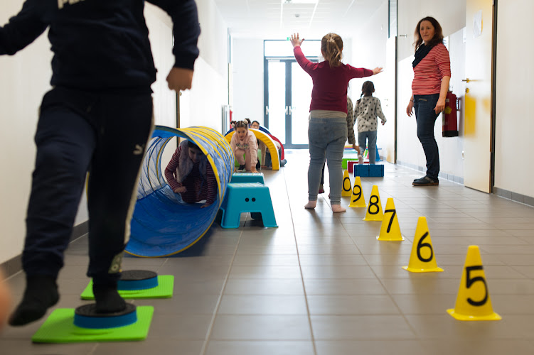 Herzmanovsky-Orlando-Gasse 11 Volksschule