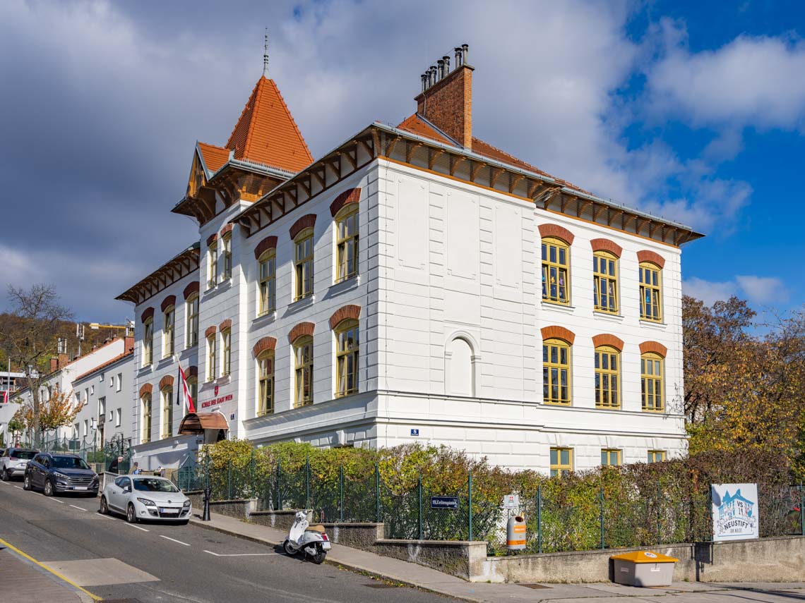 Robbo-Kurse in der Halbtagsvolksschule Neustift am Walde – Robotik und Programmierung nach der Schule!